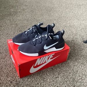 New Nike Size 10